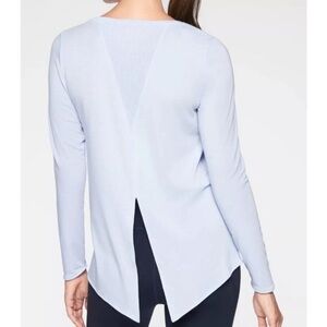 Athleta Essence Semi Fit Long Sleeve Top Blue Women's XS